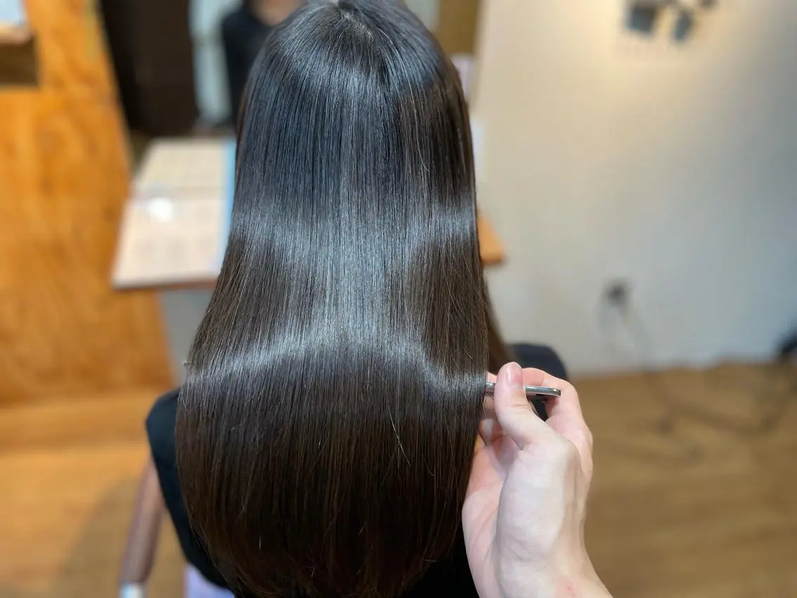 ロング ケアカラー トリートメント 髪質改善✨自由が丘 札辻 拓未のヘアスタイル