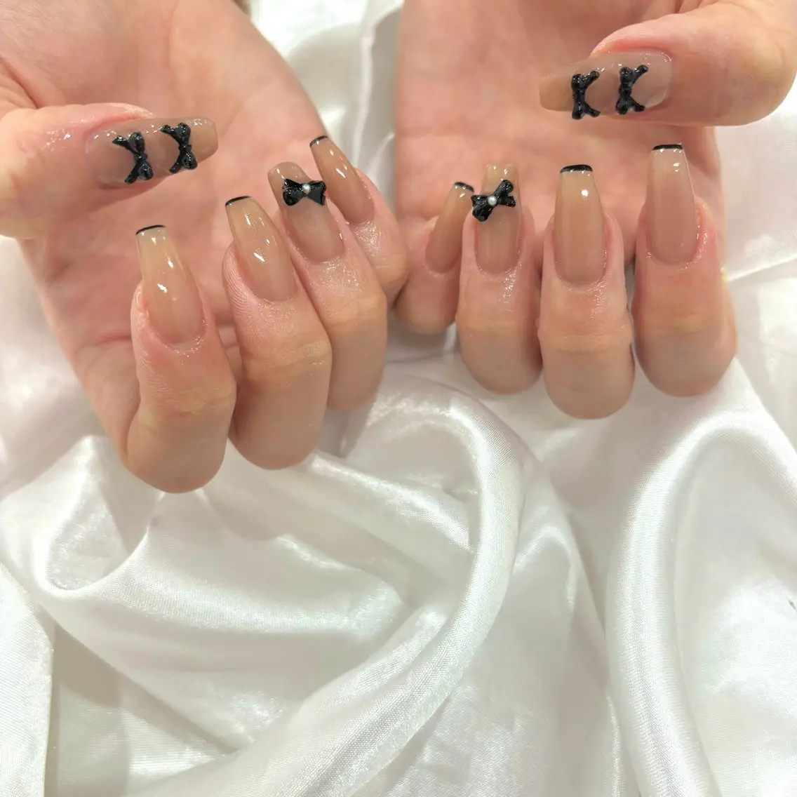 ネイル フレンチネイル リボン y'sbeauty 天王寺店のネイルデザイン