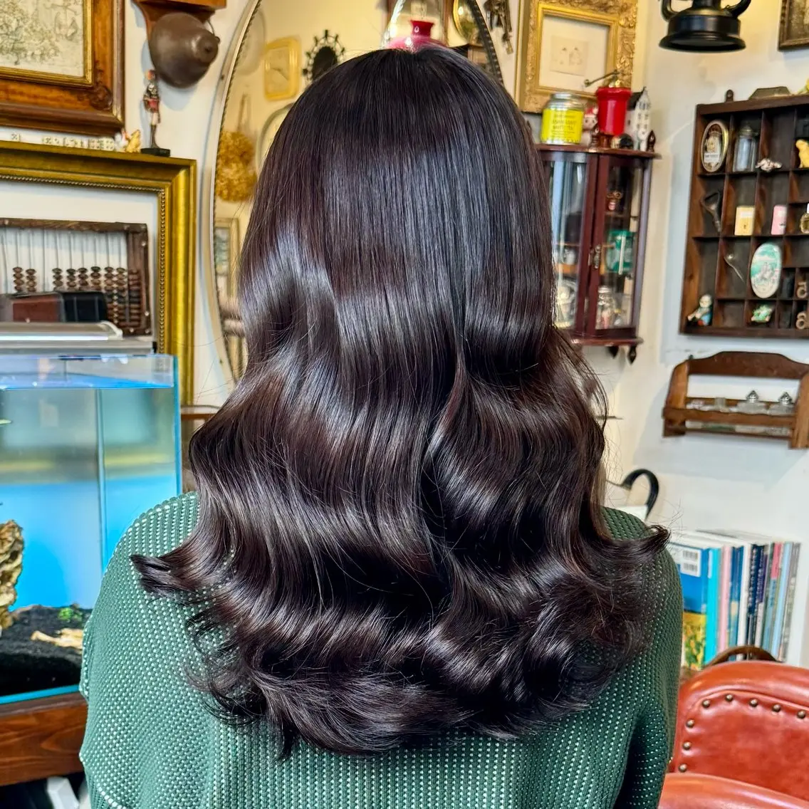 ロング カラー ブリーチ ブラウンカラー 透明感カラー ブリーチなしカラー ヘアカラー トリートメント 飯田 実歩(じっぽ)のヘアスタイル