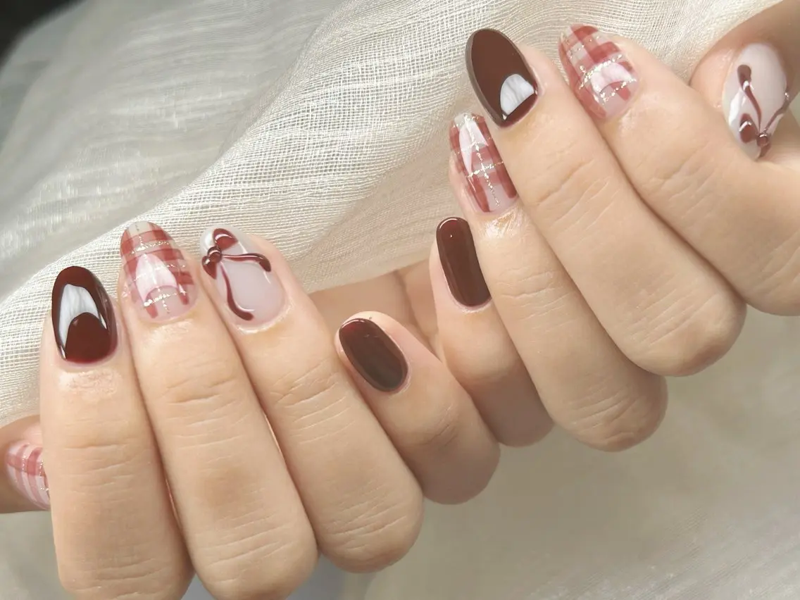 ネイル アートネイル チークネイル 成人式 入学式 長さ出し ハンドネイル Lino Nailのネイルデザイン
