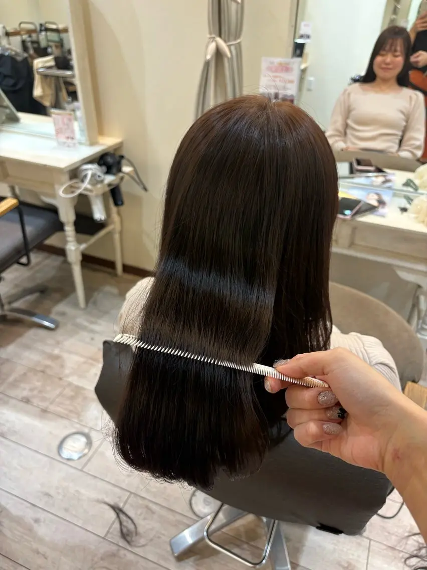 ロング カラー トリートメント 艶髪/縮毛矯正/ レイヤー/栄/あやかのヘアスタイル