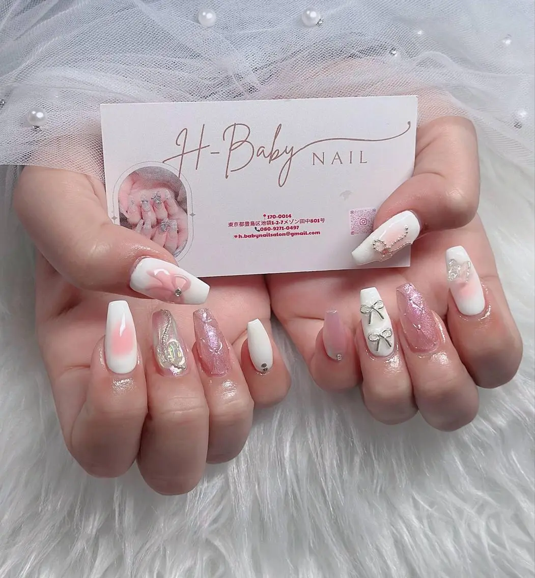 ネイル オーロラネイル フレンチネイル グラデーション ハロウィン 氷ネイル・うるうるネイル ハンドネイル Hbaby nailのネイルデザイン