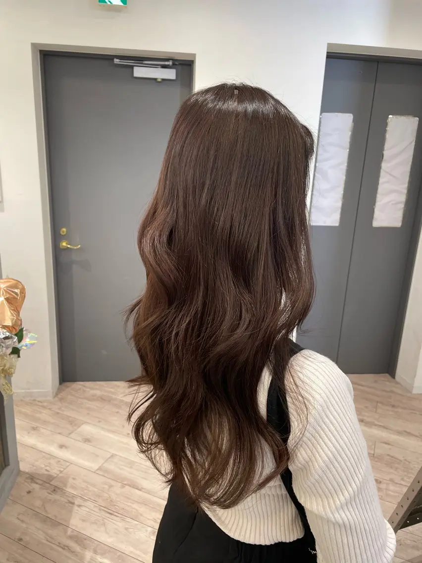 ロング ♡似合わせ ♡ハイトーン♡のヘアスタイル