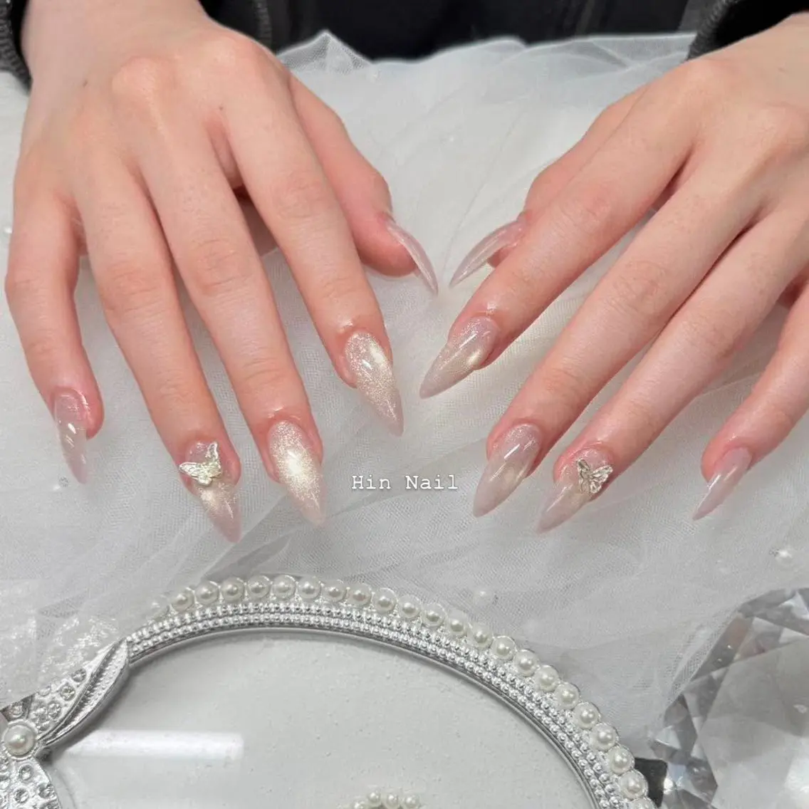 ネイル ハンドネイル HIN NAILのネイルデザイン