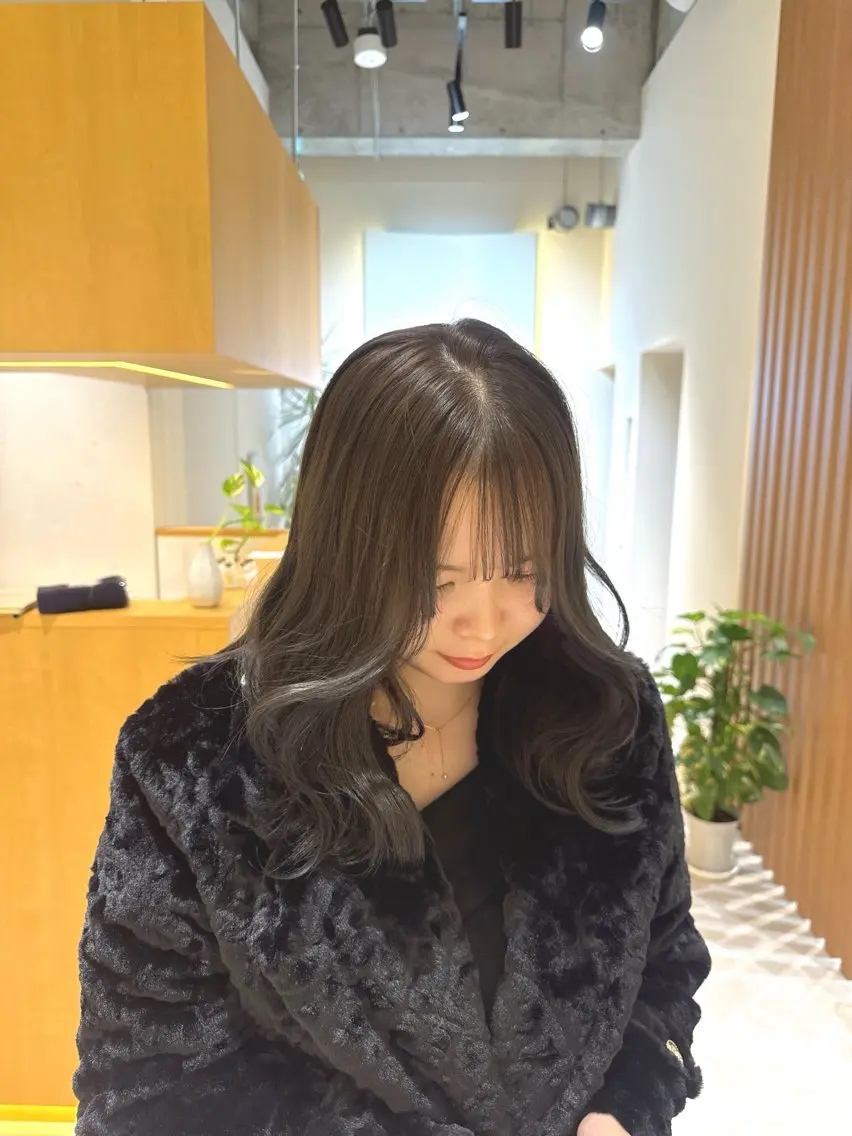 カラー yana /ブリーチモデルのヘアスタイル
