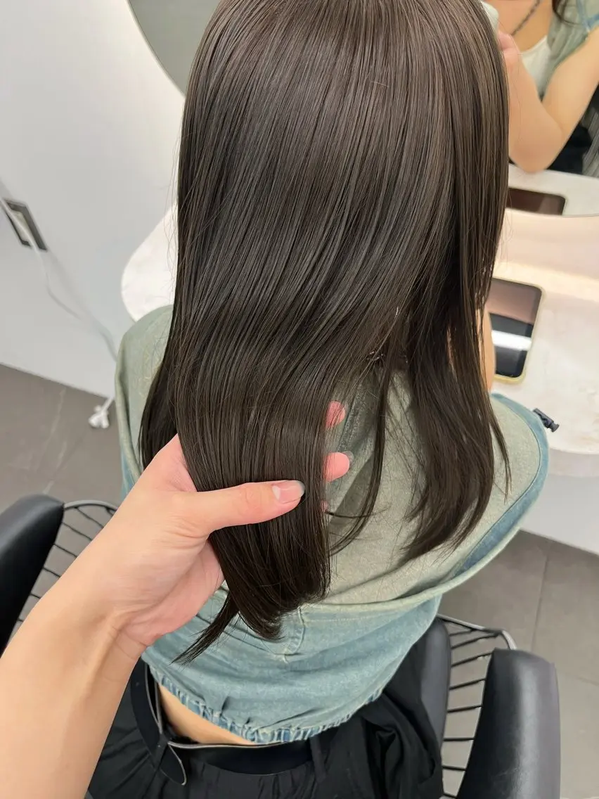 カラー ヘアカラー ベージュカラー🤎 ayukaのヘアスタイル