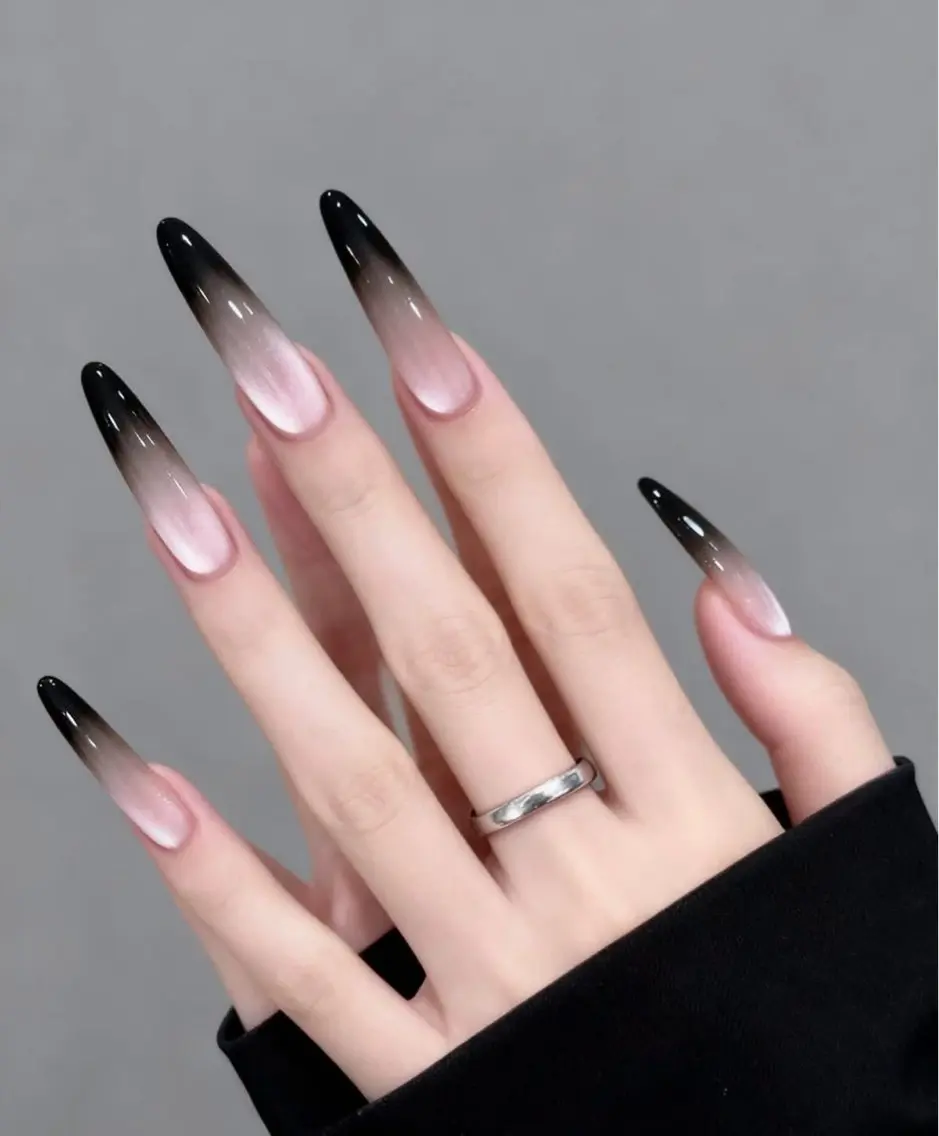 ネイル 韓国ネイル マグネットネイル 持ち込み ハンドネイル Dyo Nail_Royalのネイルデザイン
