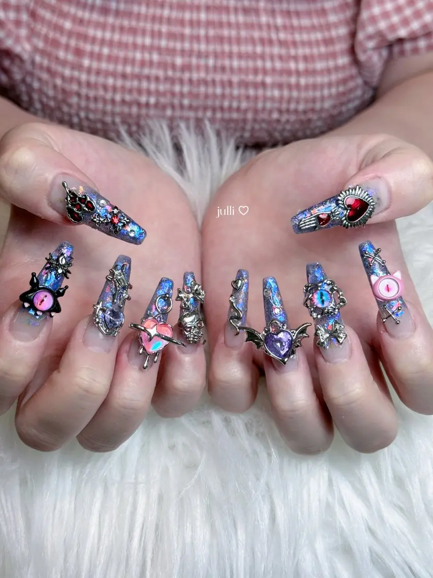 ネイル フレンチネイル ジェルネイル キラキラネイル 韓国ネイル マグネットネイル Julli NailStudioのネイルデザイン