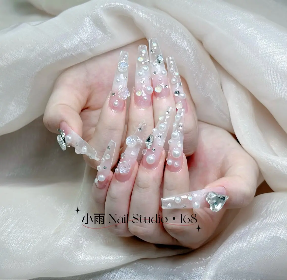 ネイル 小雨 Nail Studio・168のネイルデザイン