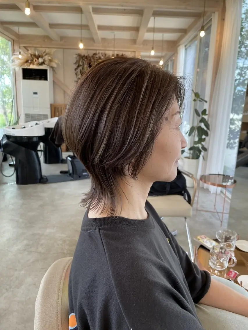 ショート ショートヘア ウルフカット 小野 ゆりかのヘアスタイル