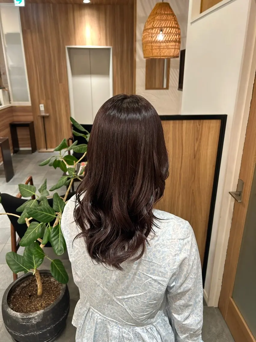 カラー ブラウンカラー 根本 琴子のヘアスタイル