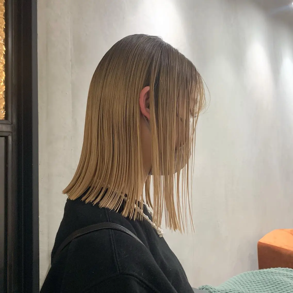 ミディアム カラー 本間 結衣のヘアスタイル