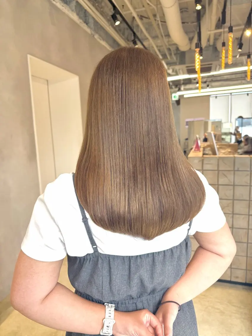 ロング カラー ベージュカラー ブリーチ ダブルカラー ミルクティーベージュ ブリーチなしカラー カット ヘアカラー トリートメント ブリーチ特化🌻 ショート/akaneのヘアスタイル