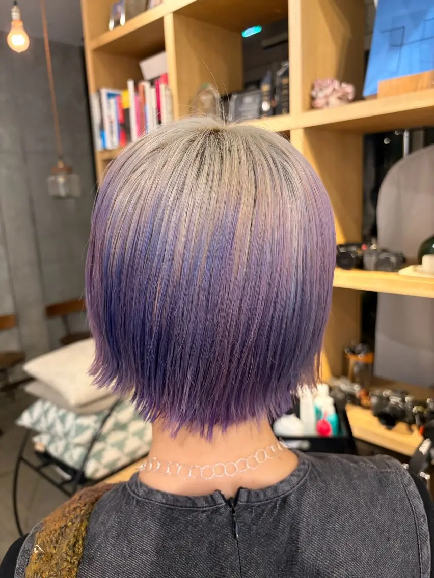 ショート ヘアカラー アワタケ リンのヘアスタイル