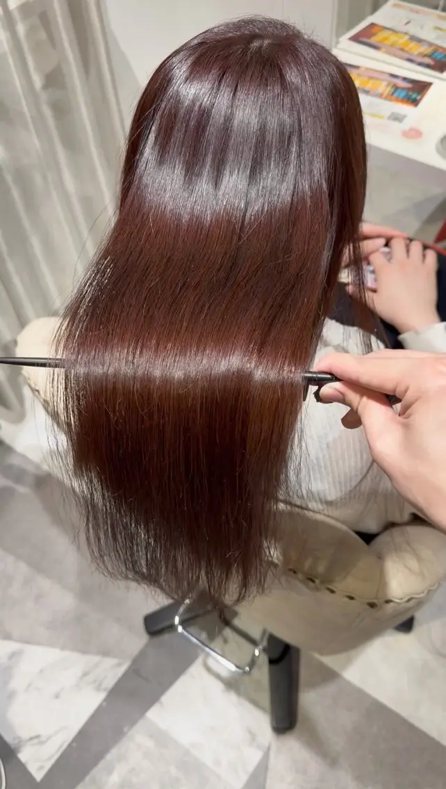 セミロング カット ヘアカラー トリートメント 福山髪質改善| 三宅星哉のヘアスタイル