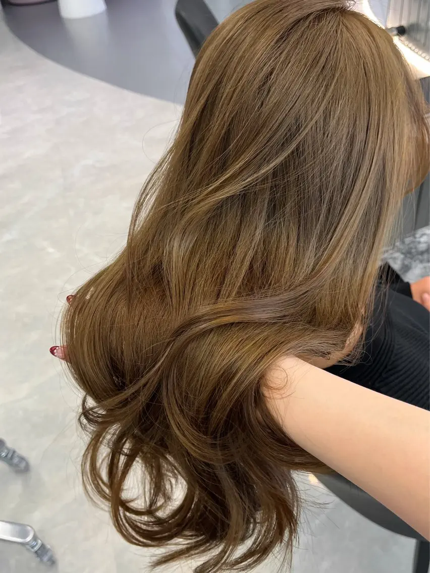 ロング カラー ベージュカラー ブリーチ Kaho🤍レイヤー ※女性限定のヘアスタイル