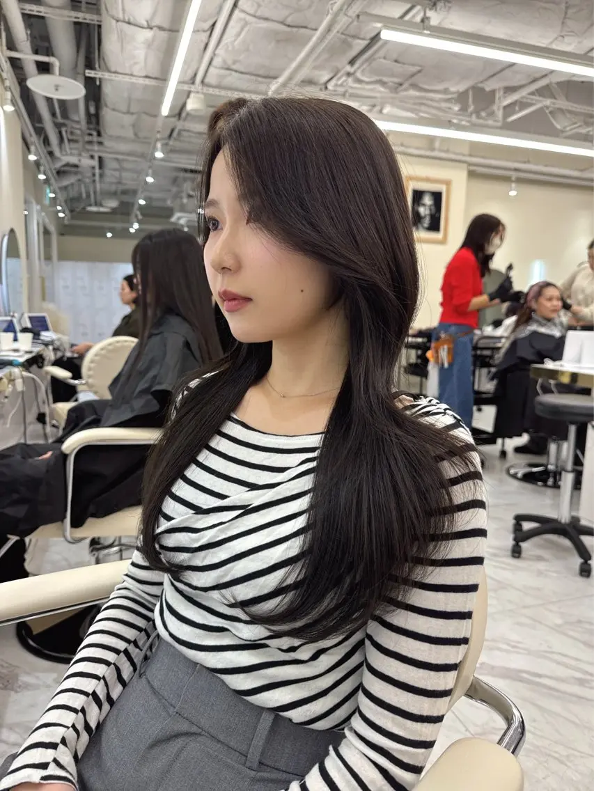【韓国風】ヘアカット+髪質改善カラー+トリートメントの写真