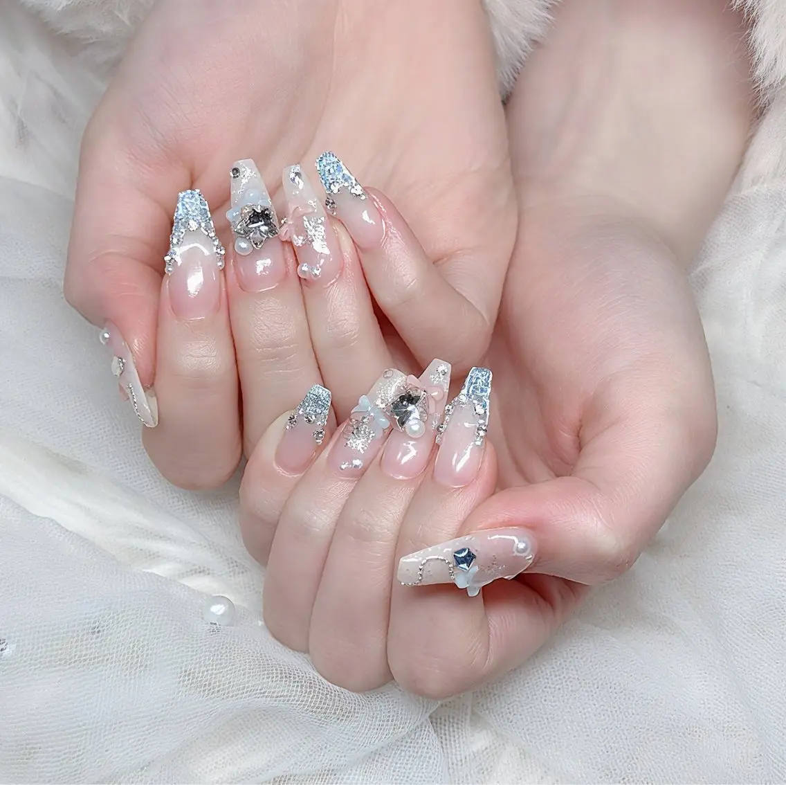 ネイル ハンドネイル &ME Mikoのネイルデザイン