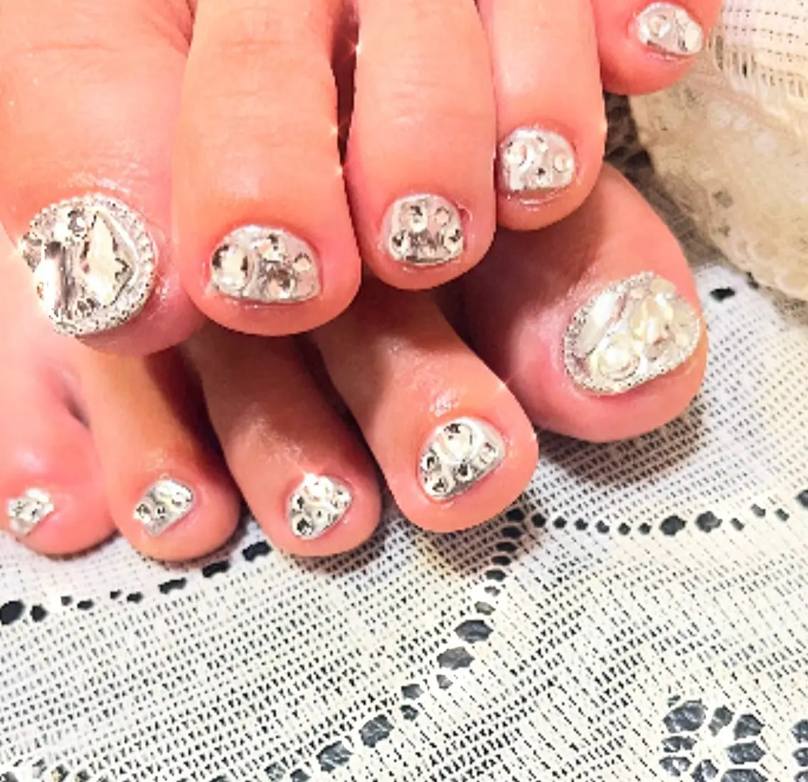 ネイル フットネイル ジェルネイル キラキラネイル ワンホンネイル ベテランネイル cnc nailのネイルデザイン