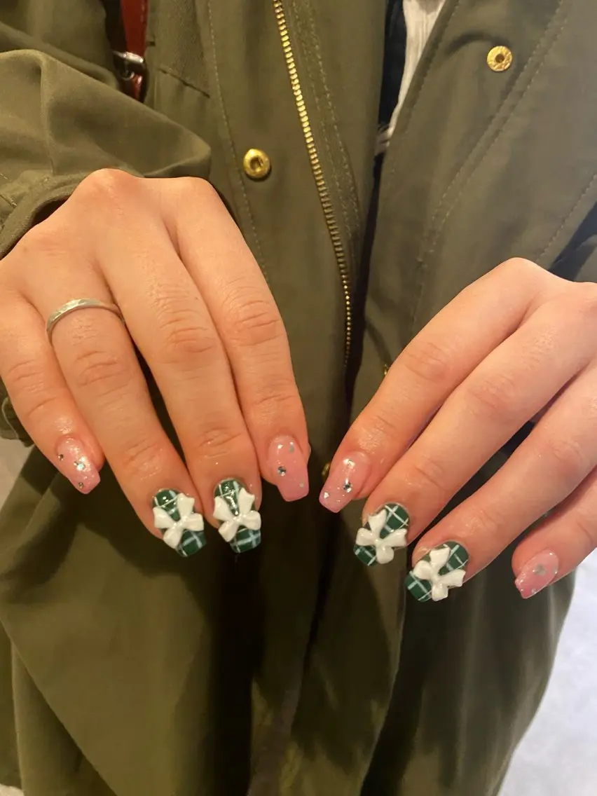 ネイル アートネイル REINA ルレイル心斎橋のネイルデザイン