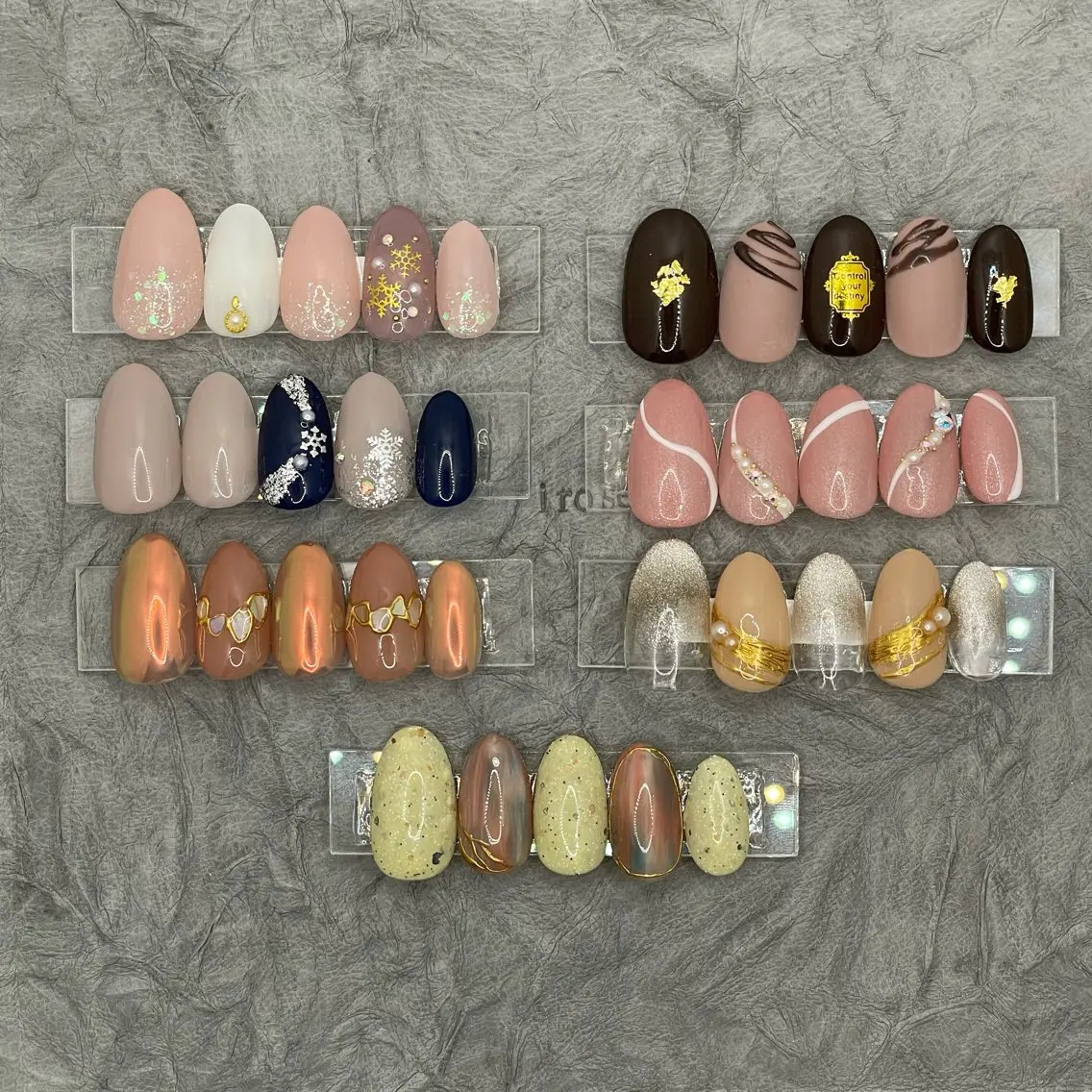 ネイル ハンドネイル nailroom DIASOMNIAのネイルデザイン