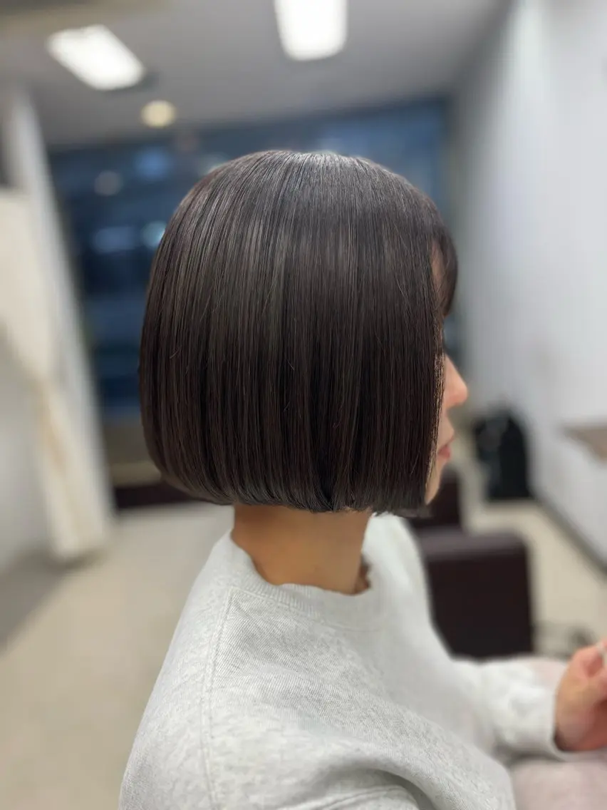 ショート カラー 産休の為お休みです! 小島凜のヘアスタイル