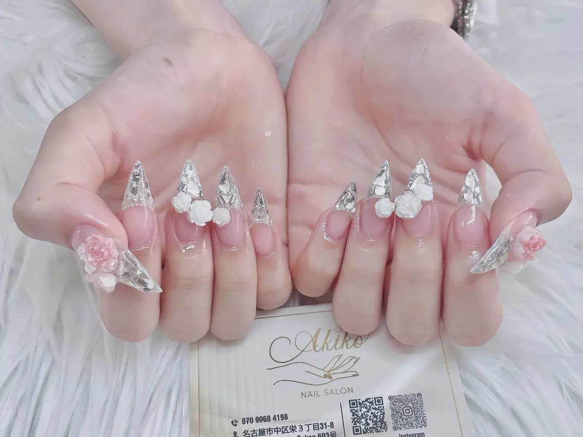 ネイル フットネイル ジェルネイル 韓国ネイル マグネットネイル 持ち込み ハンドネイル AKIKO ネイルサロンのネイルデザイン