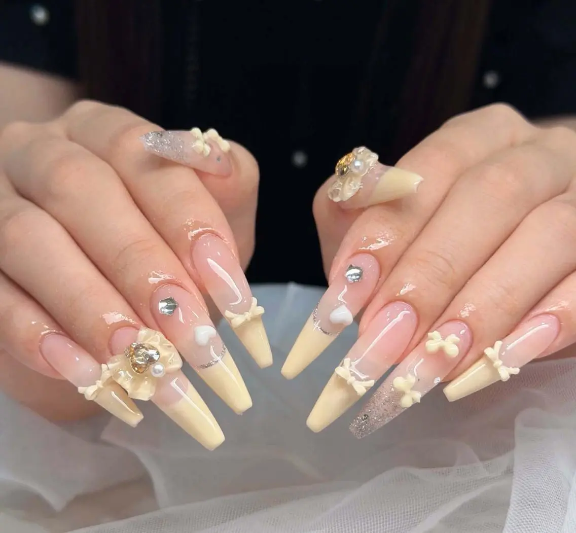ネイル ブルー ドット フラワーネイル ジェルネイル グラデーション NAILS168 池袋西口駅前店のネイルデザイン