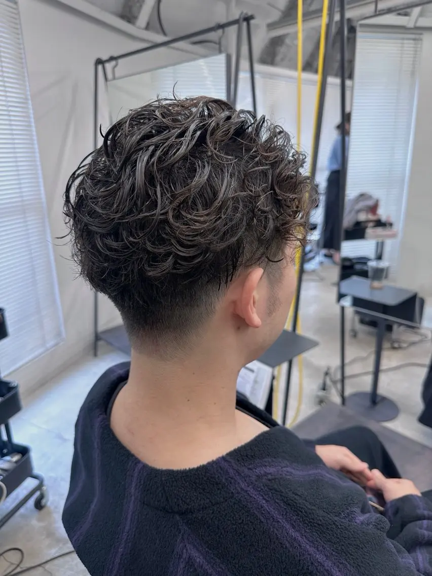 ショート パーマ メンズ カット パーマ メンズカット/パーマ /縮毛矯正😎ともかのヘアスタイル