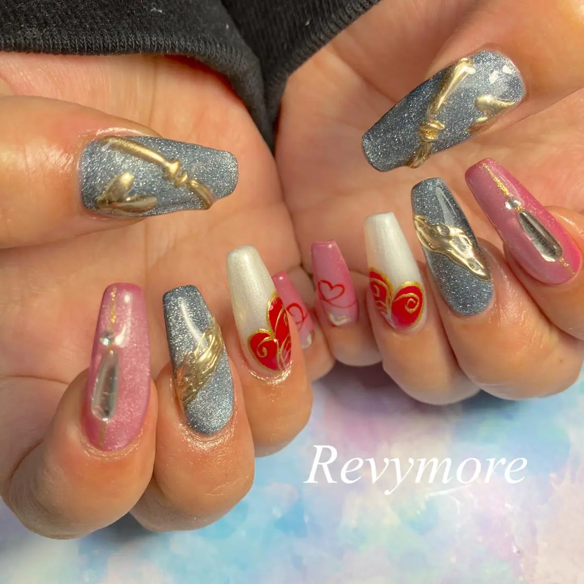 セミロング ネイル アートネイル ジェルネイル マグネットネイル ミラーネイル ニュアンスネイル nail salon Revymoreのネイルデザイン