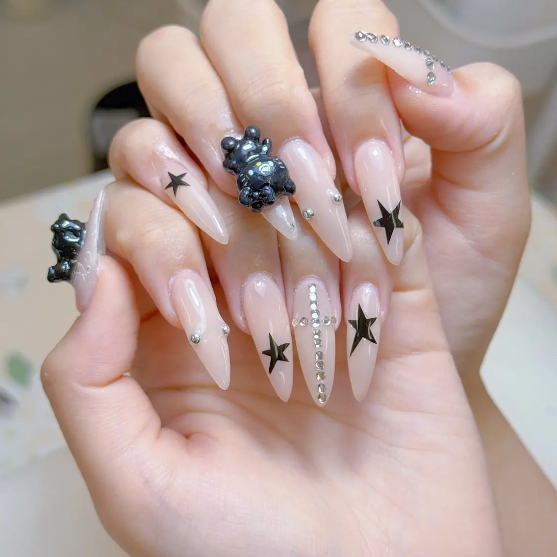 ネイル チークネイル 長さ出し フットネイル マグネットネイル 持ち込み ハンドネイル ANH NAIL ゴテゴテ専門店💎のネイルデザイン