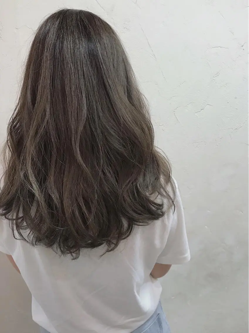 THROWカラー + カット + 2stepトリートメントの写真