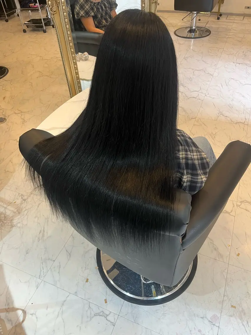 ロング エクステ ケアブリーチ&シール エクステの店和田翔莉のヘアスタイル