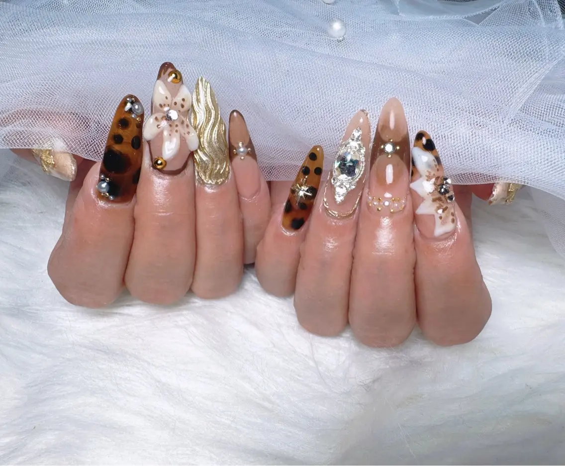 ネイル アニマル柄 アートネイル べっ甲ネイル ブルー ブラウン ハンドネイル Nail Salon K&Rのネイルデザイン
