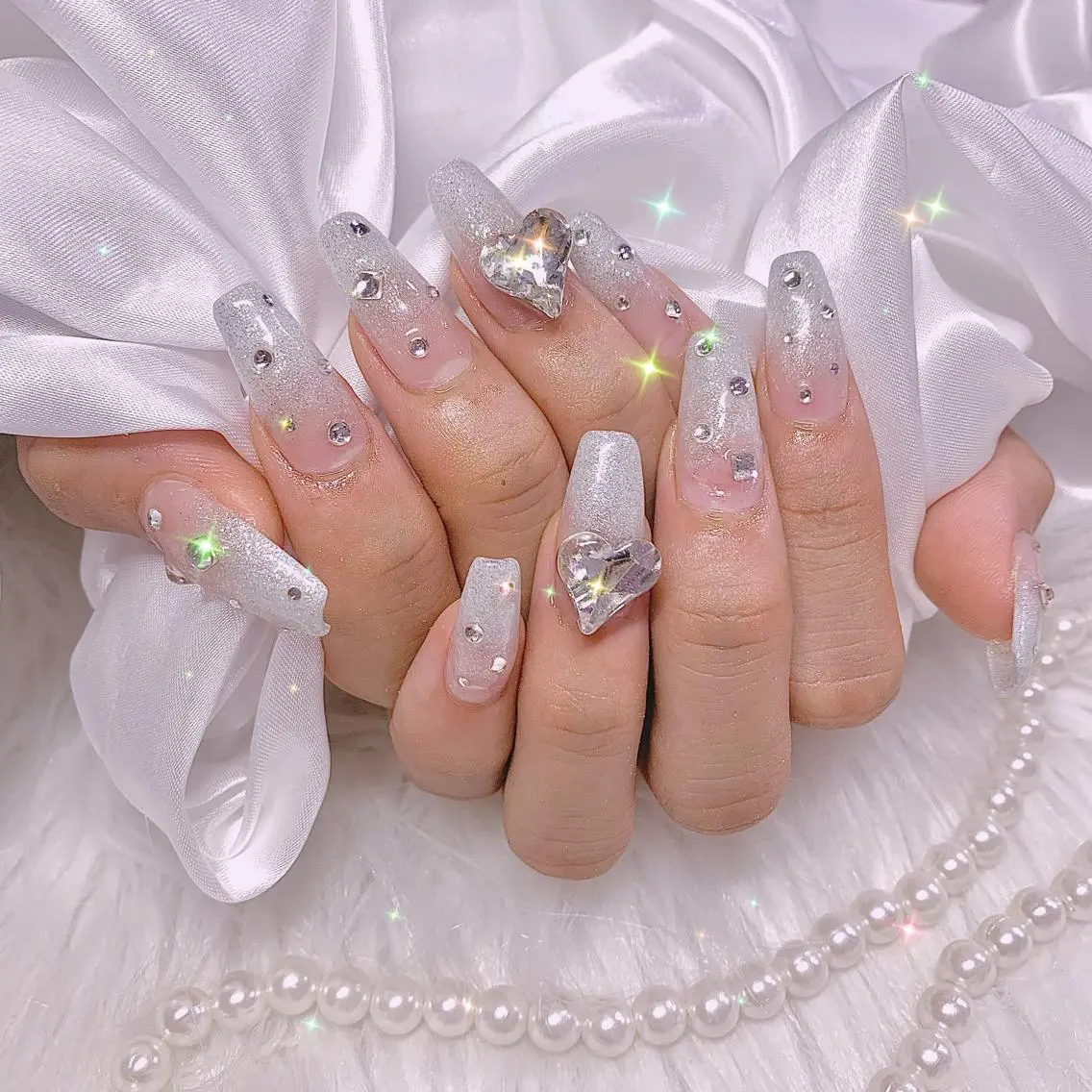 ネイル élu by Noriko 前原のネイルデザイン