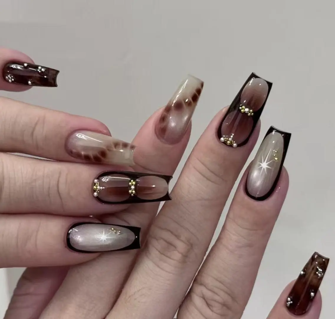 ネイル ハンドネイル 🎀 NaNa_nailのネイルデザイン