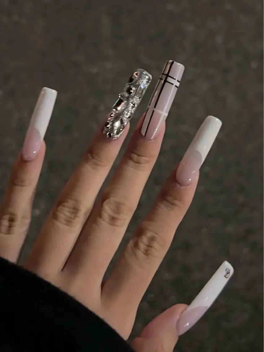 ネイル IROHA NAIL 三条河原町店 愛音のネイルデザイン