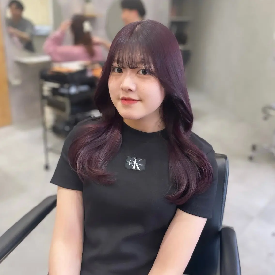 ロング カラー ブリーチ パープルカラー レイヤーカット カット ヘアカラー Rui/透明感カラー 暖色/レイヤーカットのヘアスタイル