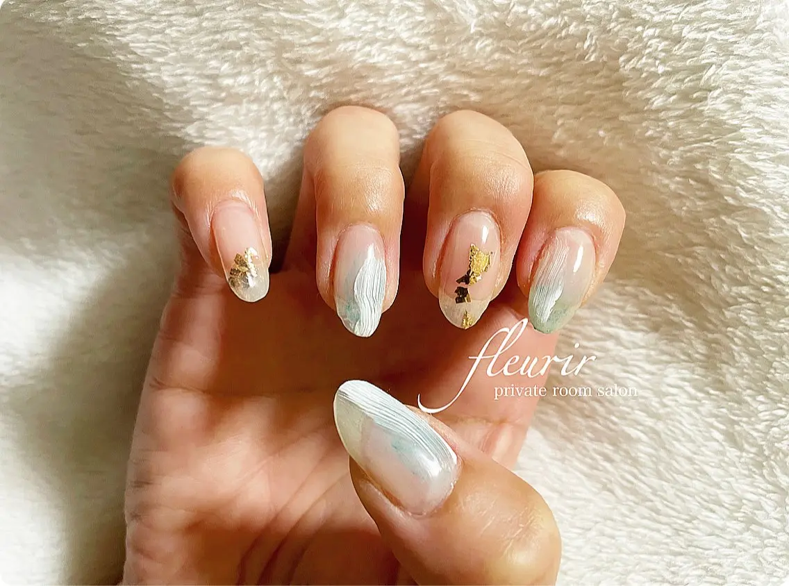 ネイル アートネイル クリアネイル 水色 ロングネイル ニュアンスネイル ハンドネイル フルリール 【プライベートサロンのネイルデザイン