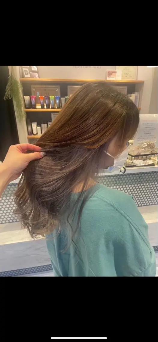 カラー ベージュカラー デザインカラー 後藤 悠紀のヘアスタイル