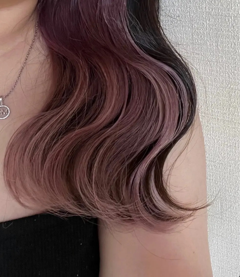 セミロング カラー ブリーチ インナーカラー ピンクカラー カラーモデル募集中／ aikoのヘアスタイル