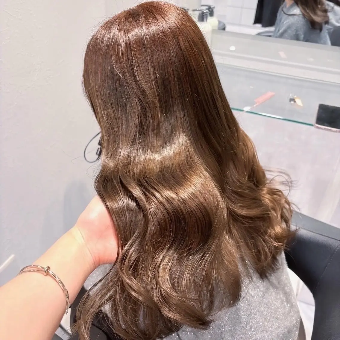 ロング カラー ヘアアレンジ ブリーチ ブリーチなしカラー 髪質改善 🫧モテる💗ダメー ジレスハイトーン🫧のヘアスタイル
