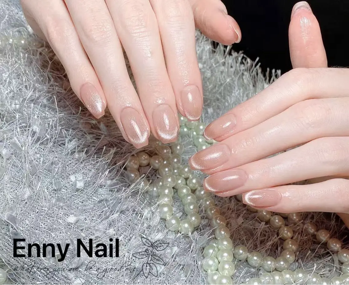 ネイル チークネイル フットネイル フレンチネイル ジェルネイル ガラスフレンチ Nailsalon Ennyのネイルデザイン