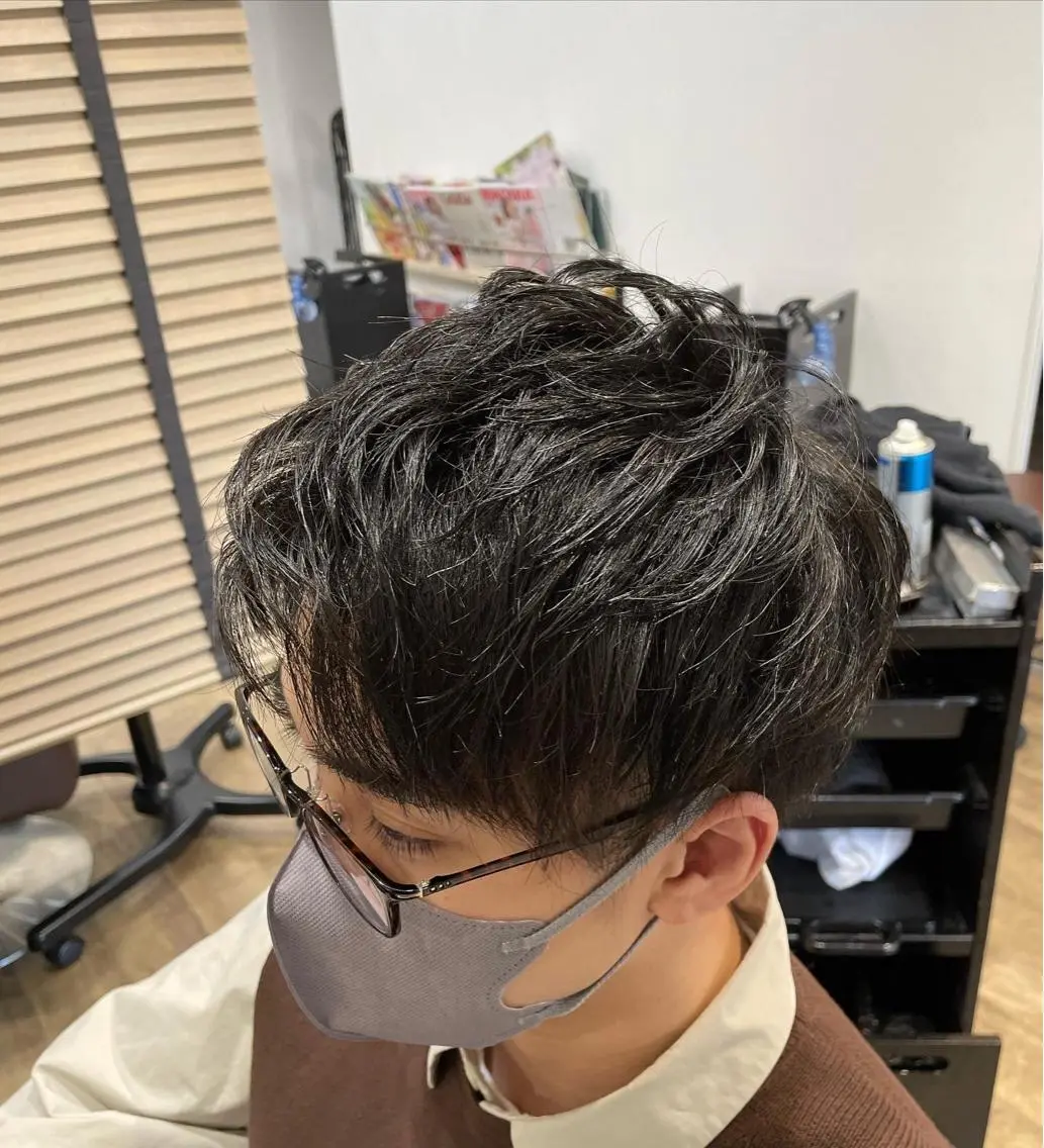 メンズ モヒカン 佐々木 浩之のヘアスタイル