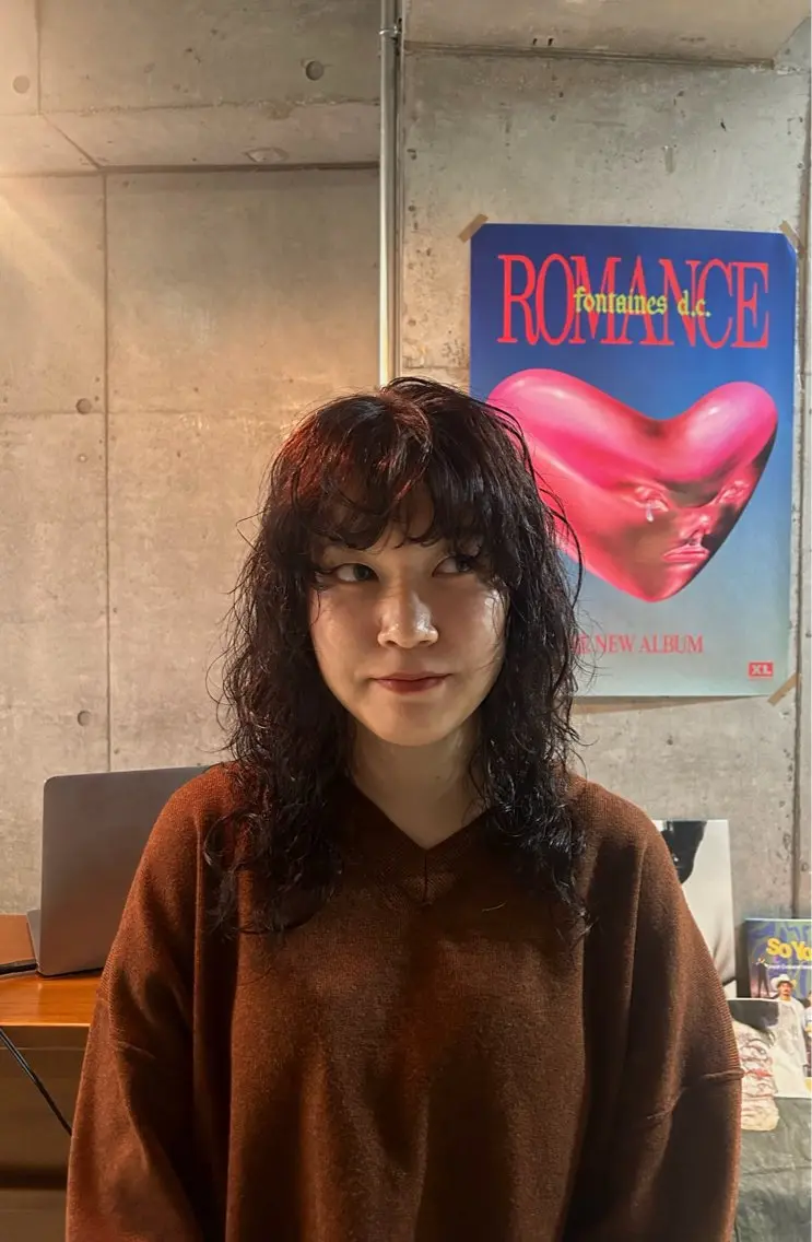 セミロング カラー パーマ 石原 実のヘアスタイル