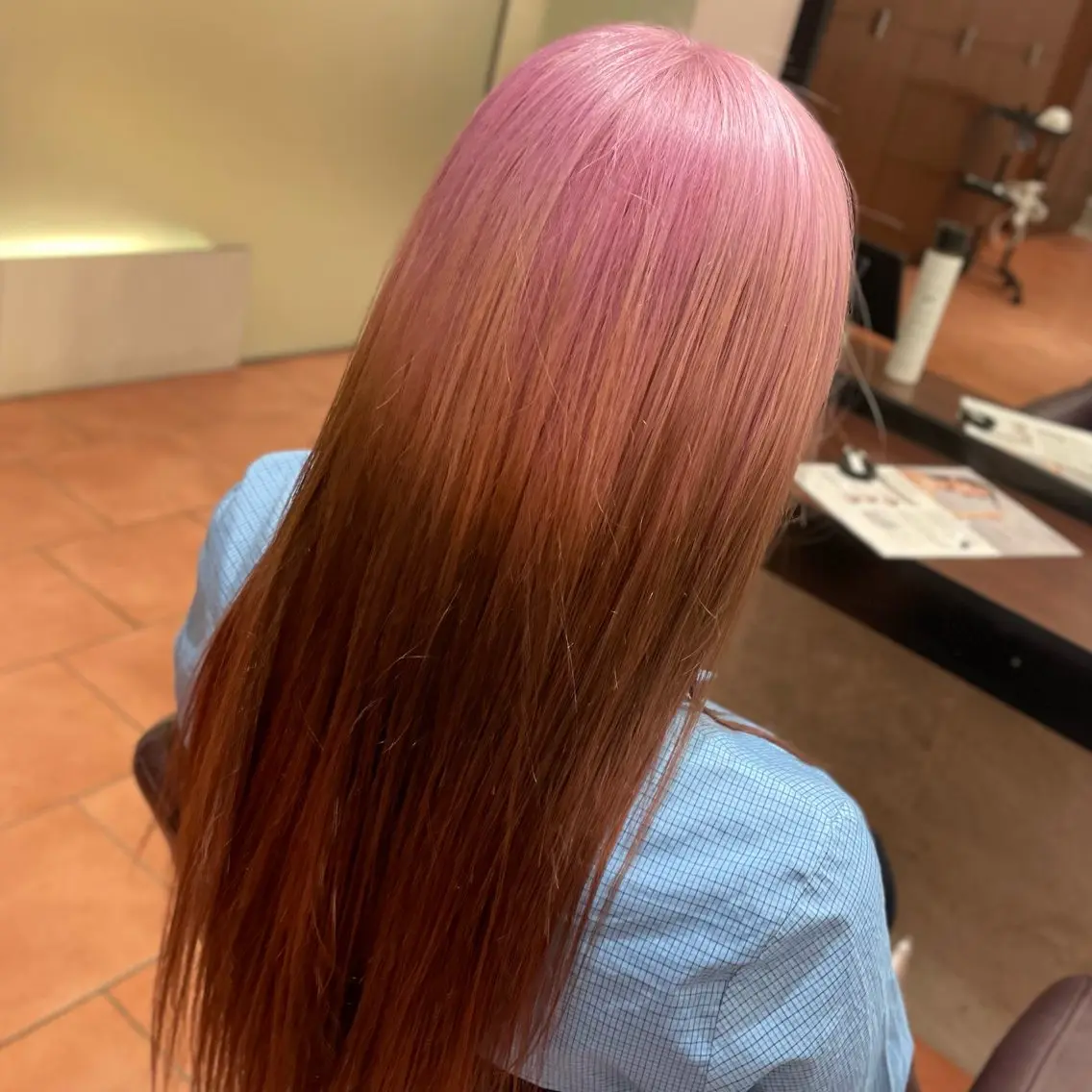 ロング カラー ヘアカラー トリートメント ⭐️韓国ブリーチ 顔周りカット⭐️のヘアスタイル
