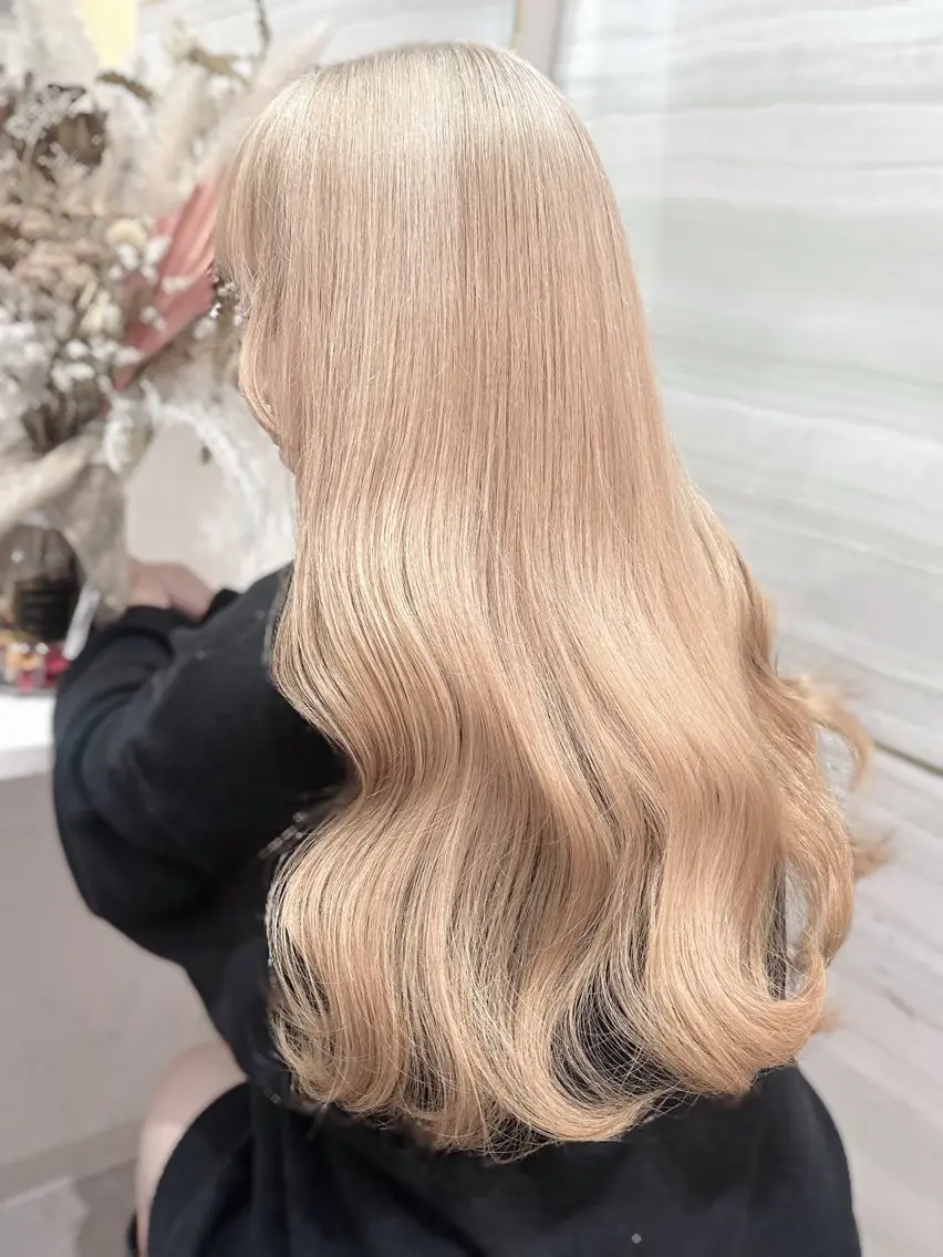 ロング カラー ベージュカラー ブリーチ ブロンド ブラウンカラー ハイトーンカラー ヘアカラー トリートメント 🦋高瀬寛菜🦋 韓国/ブリーチのヘアスタイル