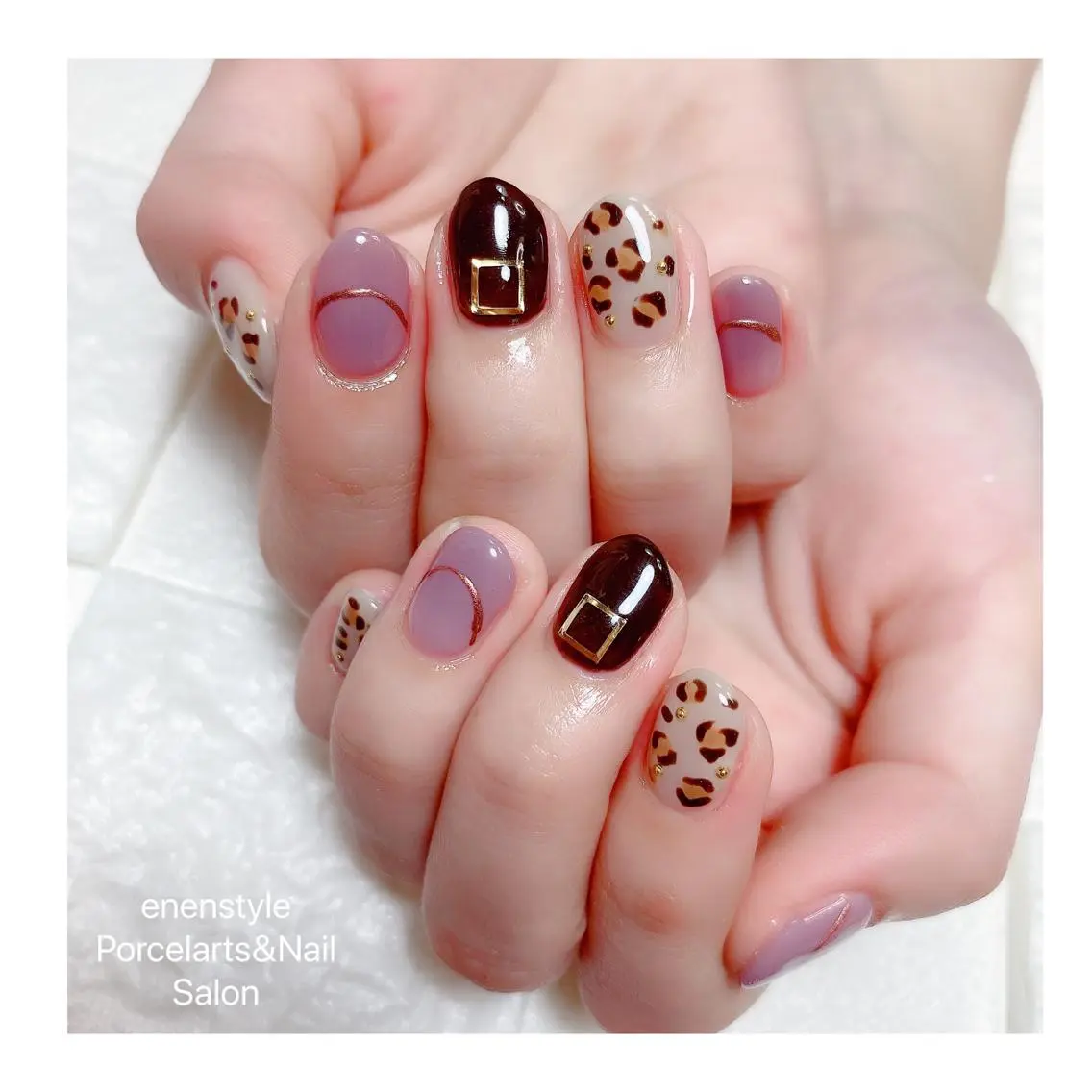 ミディアム ネイル 🐾enen style 🐾のネイルデザイン