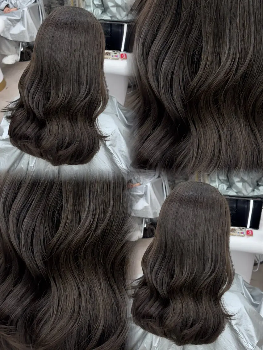 セミロング 透明感カラー🥣⌇ AO🩵໒꒱のヘアスタイル