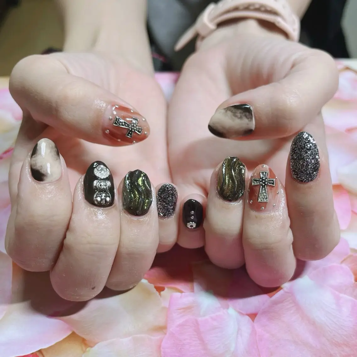 ミディアム ハンドネイル hs nail salonのネイルデザイン